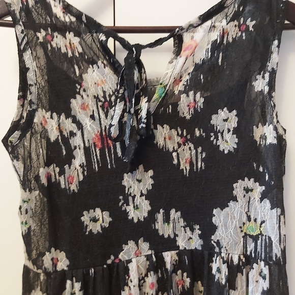 Bebop Medium Dress - Picture 5 of 9